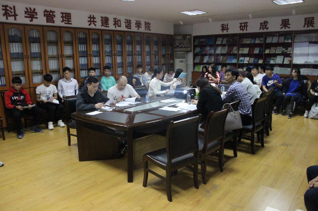 图一 比赛现场(王澳伦摄)